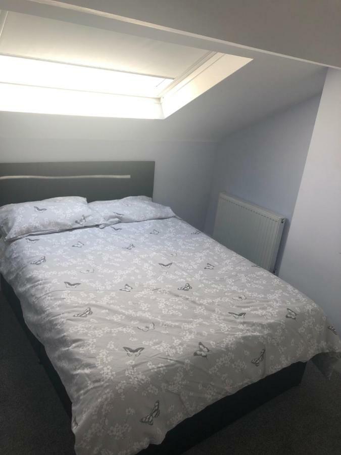 فندق ليفربولفي  Cheapsleepz 49 Moscow Drive المظهر الخارجي الصورة