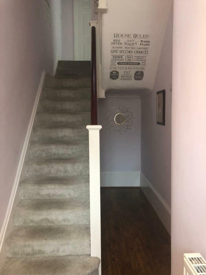 فندق ليفربولفي  Cheapsleepz 49 Moscow Drive المظهر الخارجي الصورة