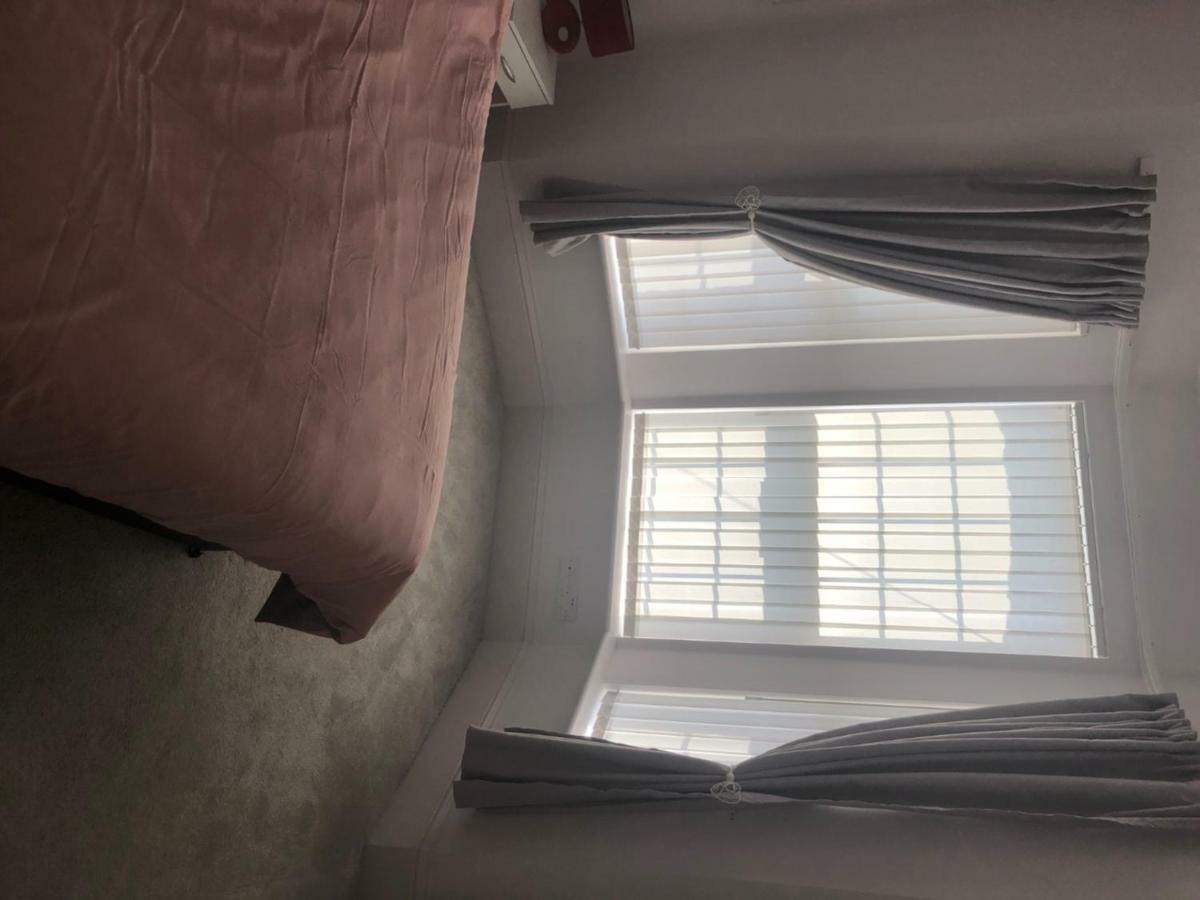 فندق ليفربولفي  Cheapsleepz 49 Moscow Drive المظهر الخارجي الصورة