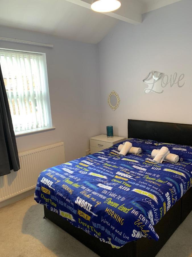 فندق ليفربولفي  Cheapsleepz 49 Moscow Drive المظهر الخارجي الصورة