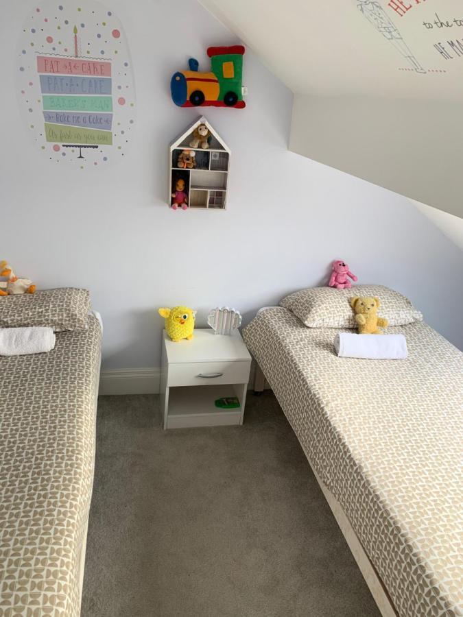 فندق ليفربولفي  Cheapsleepz 49 Moscow Drive المظهر الخارجي الصورة
