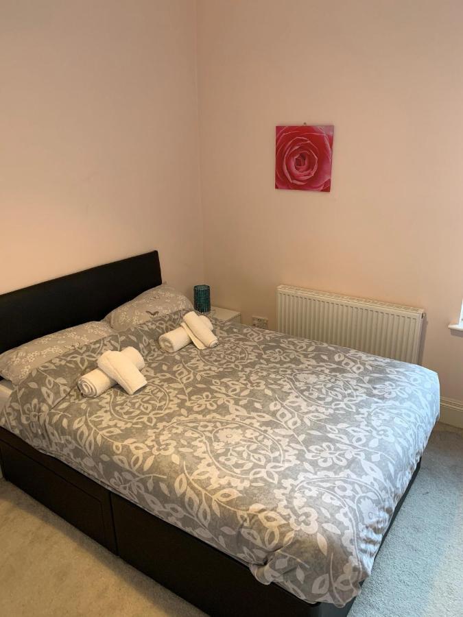 فندق ليفربولفي  Cheapsleepz 49 Moscow Drive المظهر الخارجي الصورة